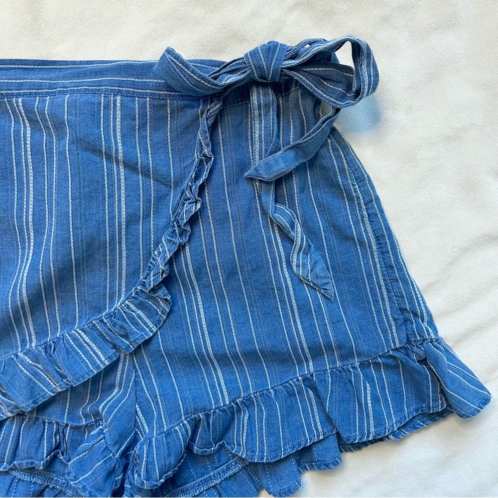 Wrap shorts - Picture 2 of 6